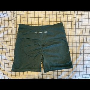 Alphalete Amplify Short Rainfall